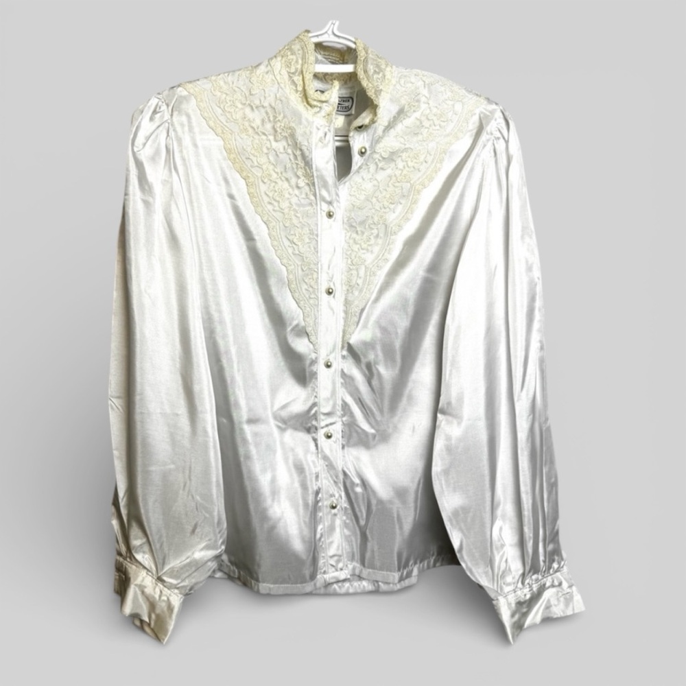 George Yazbek for Gordon Peters lace collar satin white shirt old money vintage